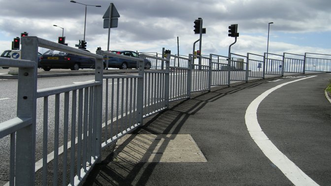 mild steel galvanized Pedestrian Guardrail to BS 7818