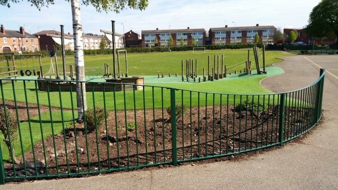 galvanized and powder coated curved flat top railings