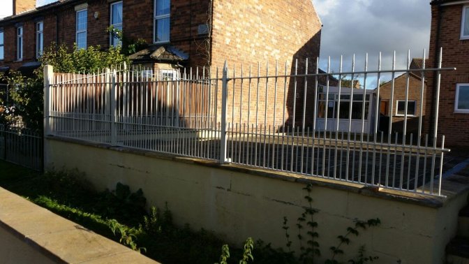 galvanized and powder coated mild steel 'albany' style verical bar railings