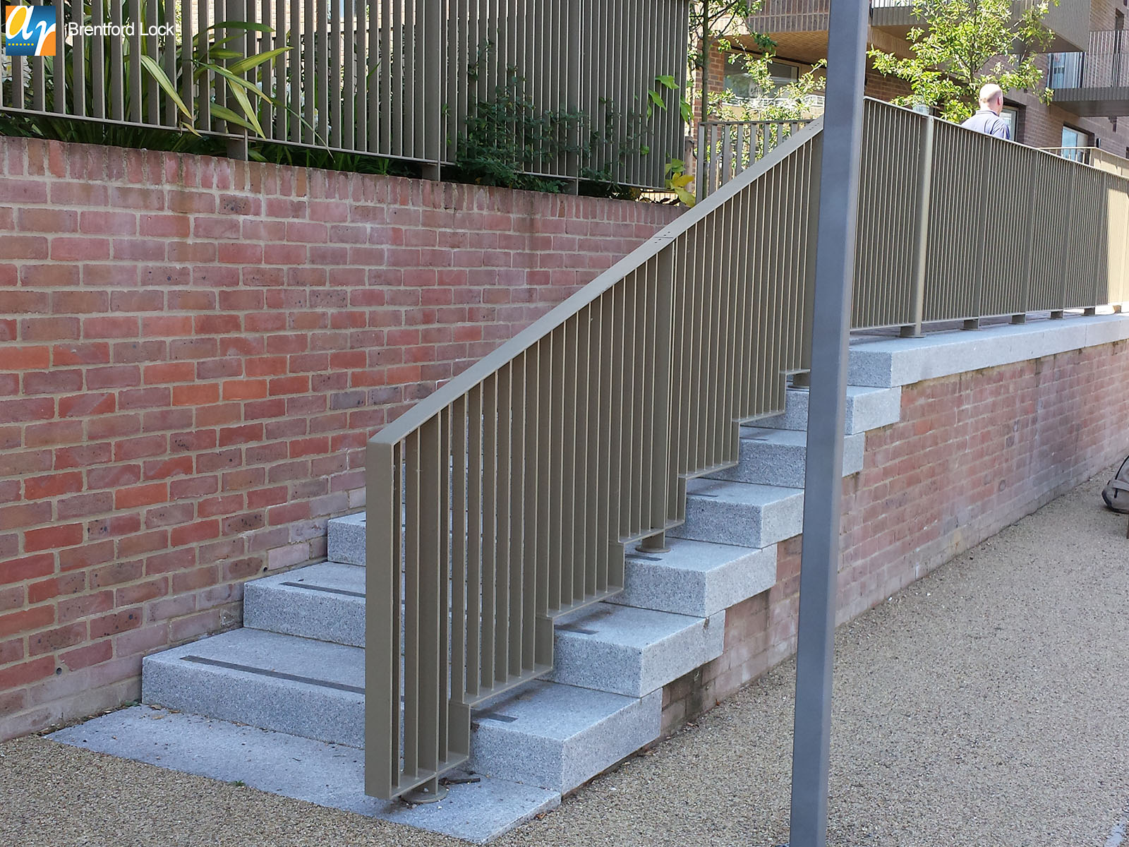 Brenford Lock flat top metal railings